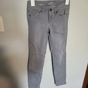 LOFT Women's Gray Skinny Jeans